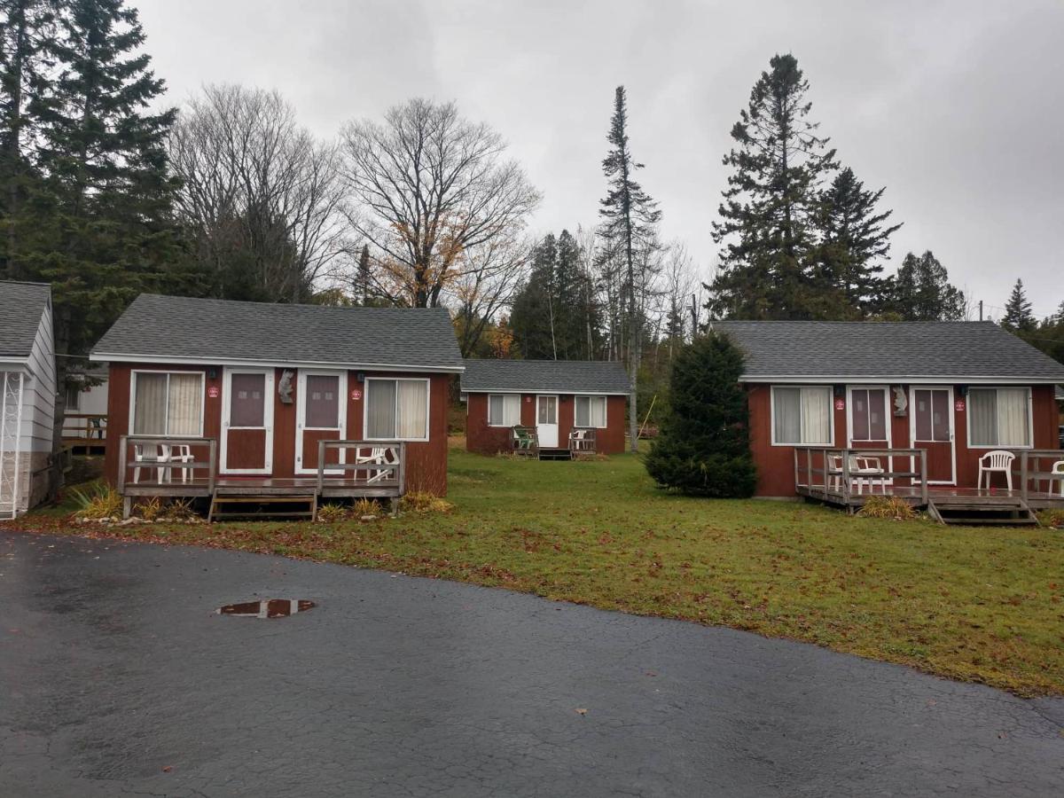 Firehouse Inn Saint Ignace Εξωτερικό φωτογραφία