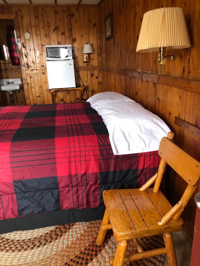 Firehouse Inn Saint Ignace Εξωτερικό φωτογραφία
