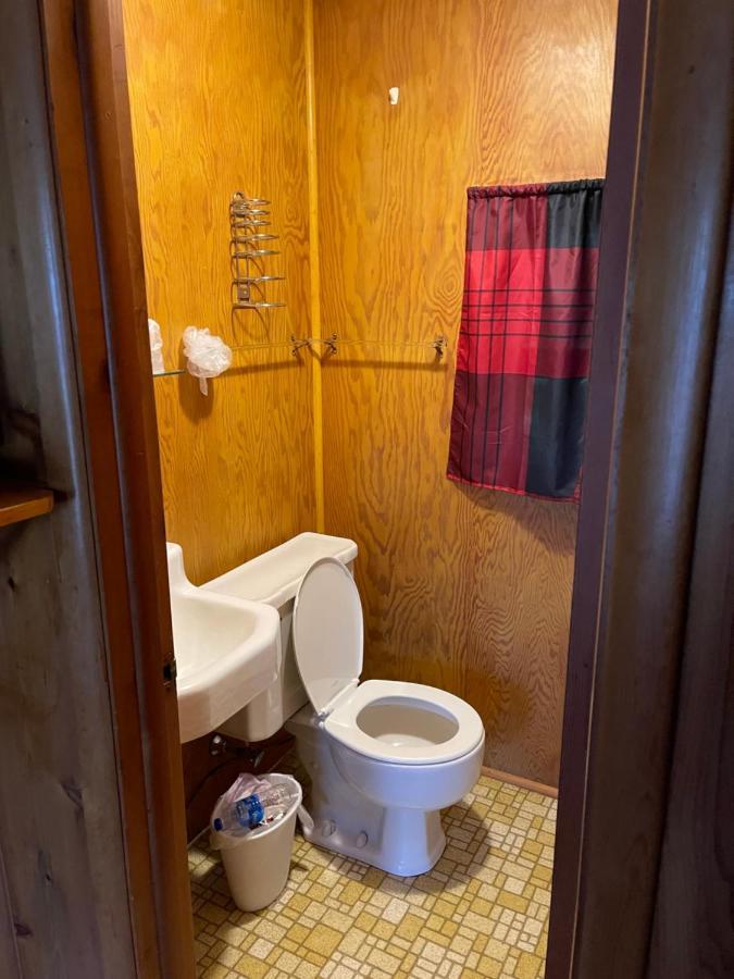 Firehouse Inn Saint Ignace Εξωτερικό φωτογραφία
