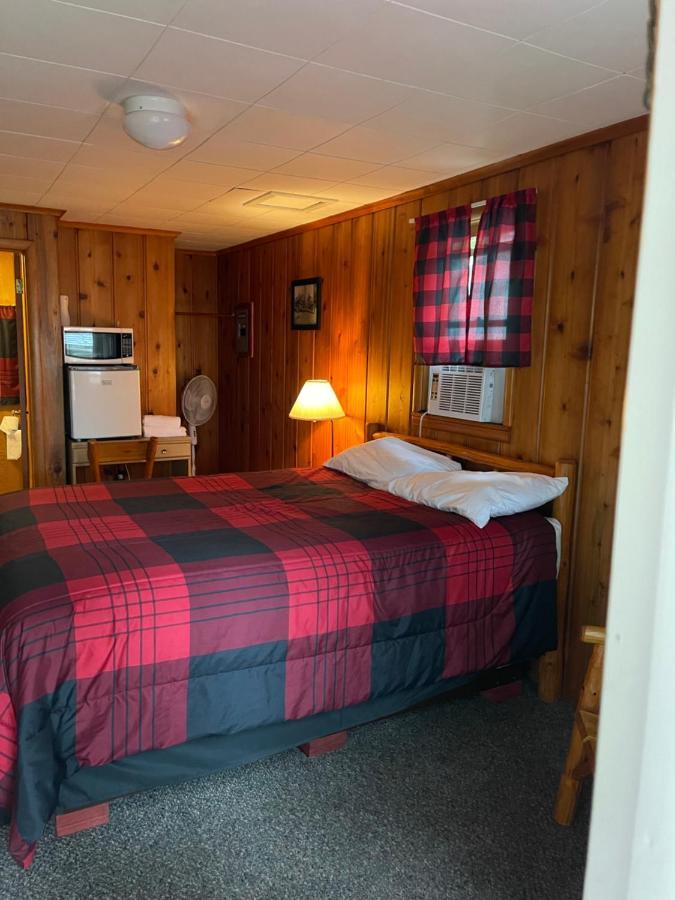 Firehouse Inn Saint Ignace Εξωτερικό φωτογραφία